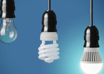Українці безкоштовно отримають світлодіодні лампочки