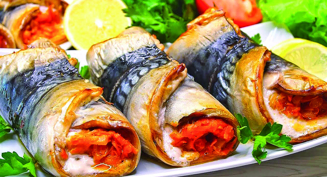 Рулетики зі скумбрії, фаршировані овочами