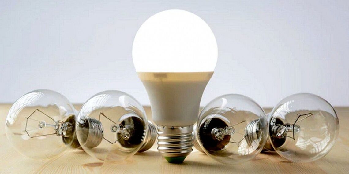 З 30 січня можна безкоштовно обміняти старі лампочки на енергозберігаючі: як це зробити?