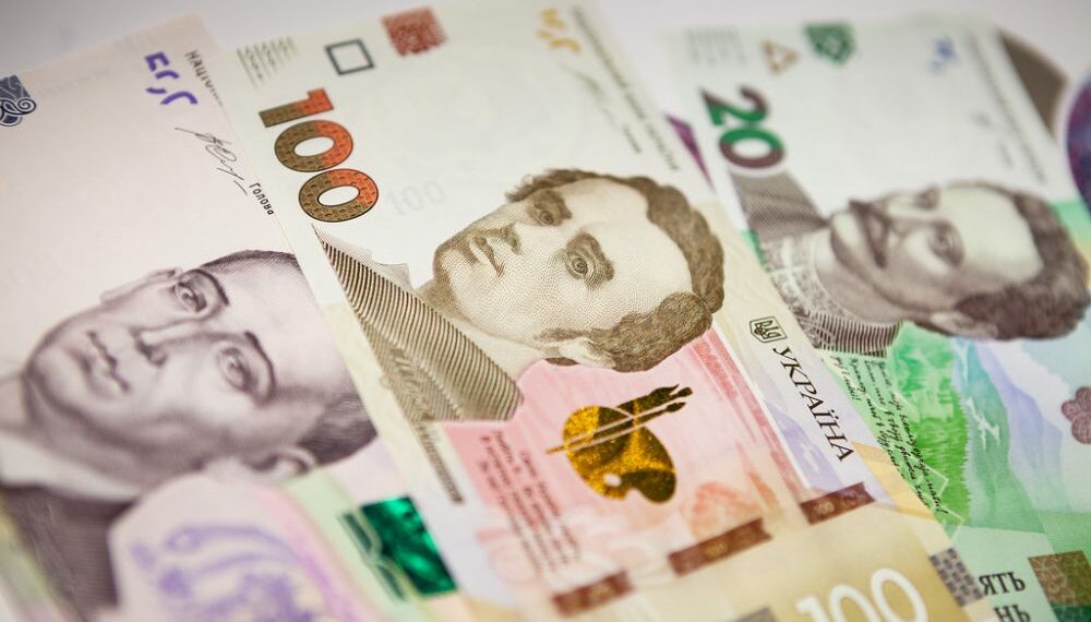 У якому розмірі виплачують допомогу на поховання у разі смерті пенсіонера?