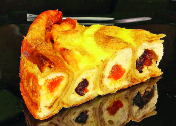 Млинцевий пиріг із сирною начинкою