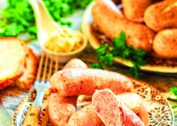 Як приготувати ковбасу вдома: прості перевірені рецепти