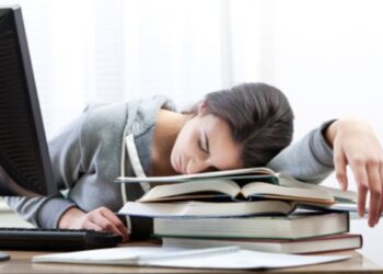 Постійно втомлені? Перевірте В12