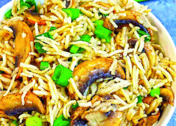 Плов із грибами