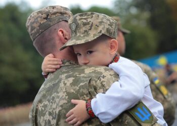 Відпустка за сімейними обставинами військовим