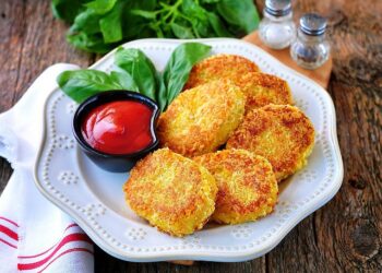 Котлети з картоплі та гречки з грибами