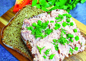 Паштет з печінки тріски
