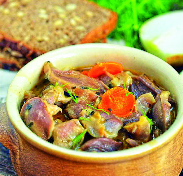 Холодний “шашлик” з курячих шлунків