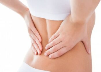 Протрузія міжхребцевого диска: як позбутися болю в спині