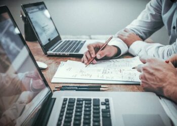 Скільки заплатять при звільненні?