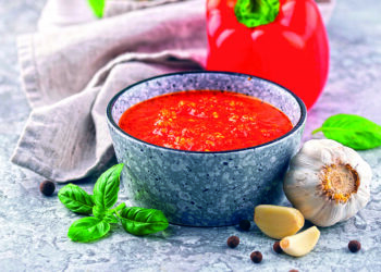 Ароматна аджика з пікантним післясмаком