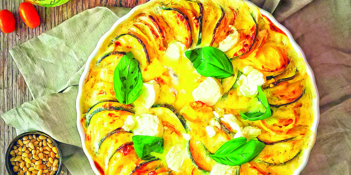 Кабачки, запечені під вершками