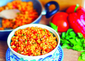 Булгур із баклажанами