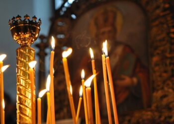 Чи має право причаститися людина, котра спізнилася на службу Божу?