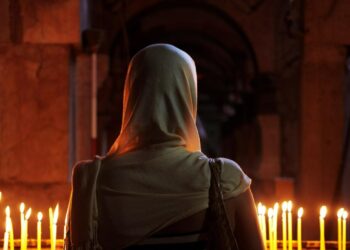 Вищі Сили Небесні: до кого саме звертаються в молитвах?