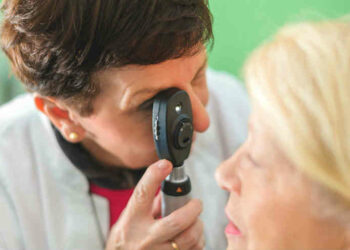 Чи можна вилікувати катаракту без операції?