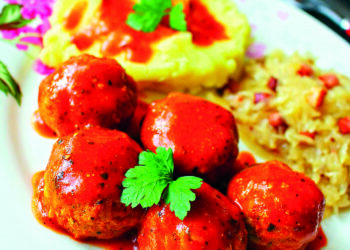 М’ясні фрикадельки з баклажанами