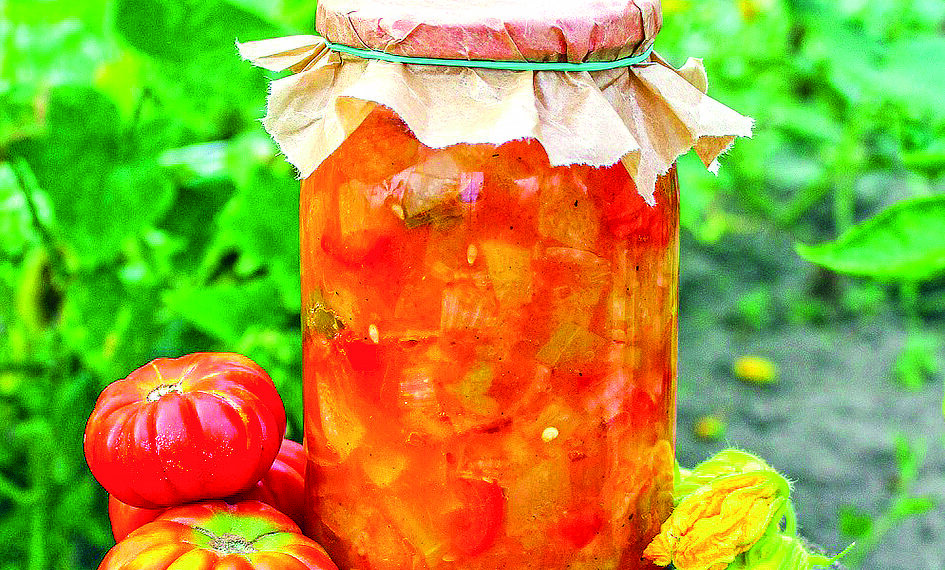 Овочевий салат з рисом на зиму: майже готовий обід