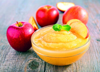 Яблучне пюре “Ласунчик”