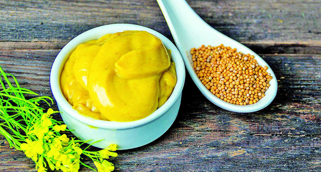 Домашня гірчиця на капустяному розсолі