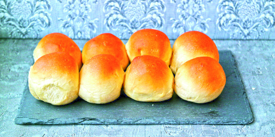 Апетитні та пухкі пампушки до борщу