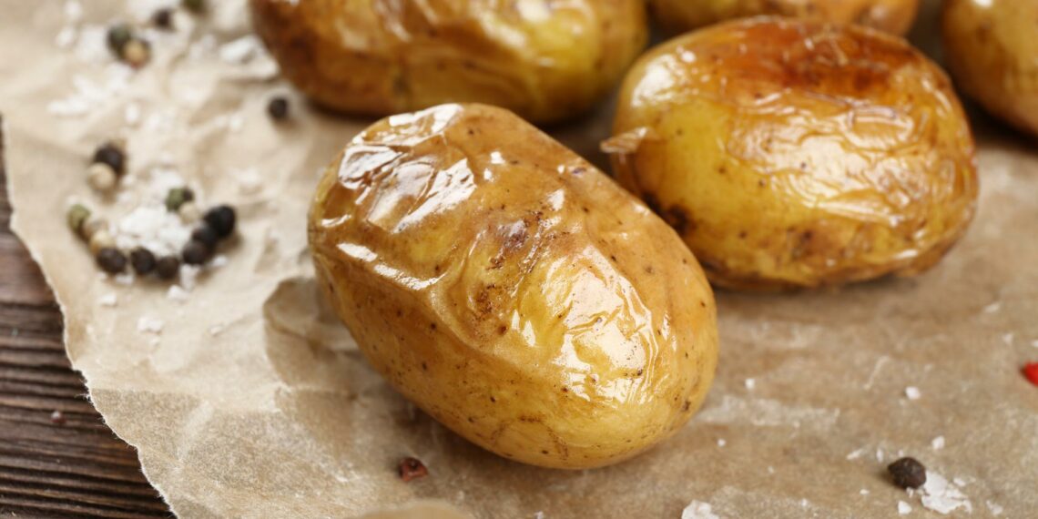 Картопля в кожушку — для здоров’я вашого серця