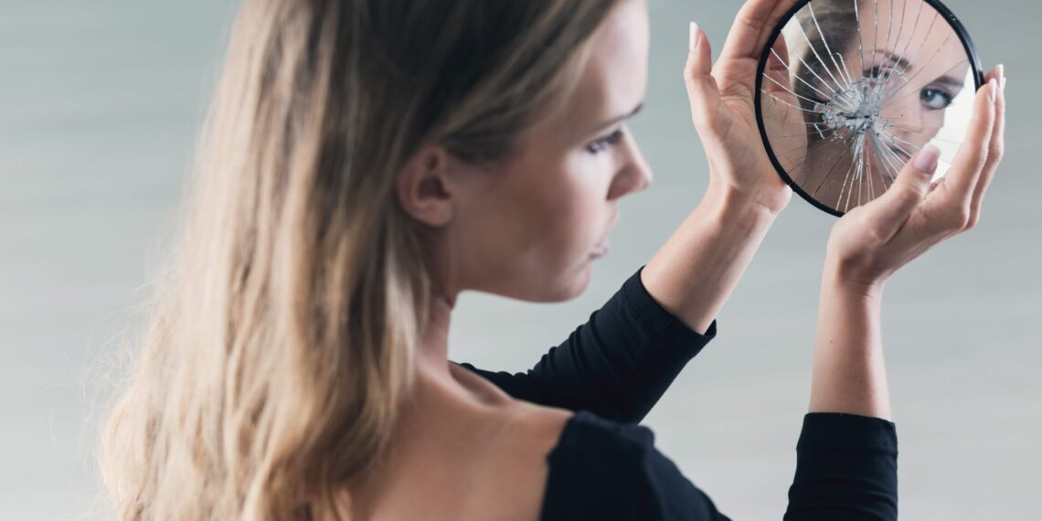 5 міфів про самооцінку, яких варто позбутися просто зараз