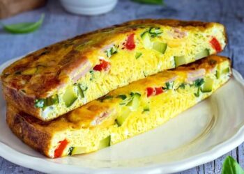 Пухкий омлет по-селянськи у духовці