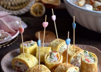 Яєчні рулетики «На один укус»