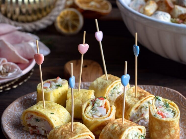 Яєчні рулетики «На один укус»