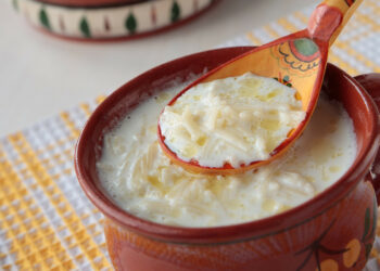 Молочна затірка: страва, від якої тепло та затишно