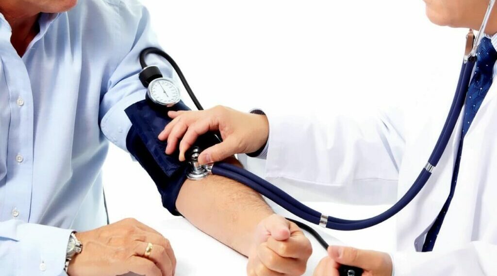 Проблеми з тиском? Спробуйте змінити спосіб життя