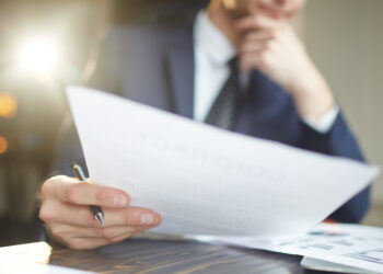 Чи обов’язковою для оформлення пенсії є довідка про зарплату?