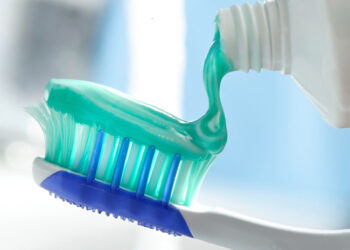 Що зазначено на тюбику зубної пасти