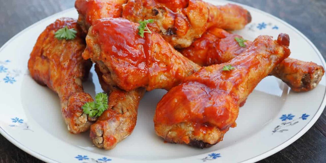 Соковиті гомілки: весь секрет у маринаді