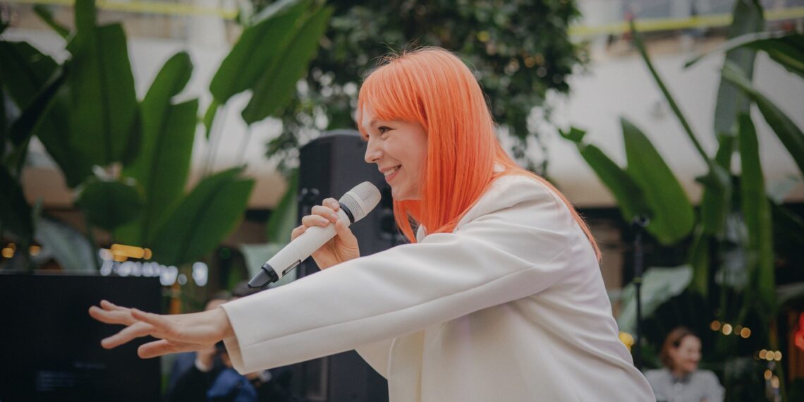 Світлана Тарабарова: “Вірте в дива і завжди залишайтеся на світлій стороні”