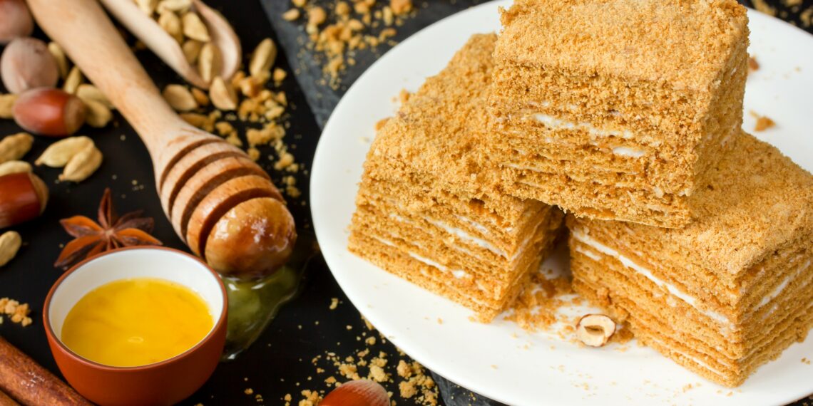 Пісний торт «Медовик»