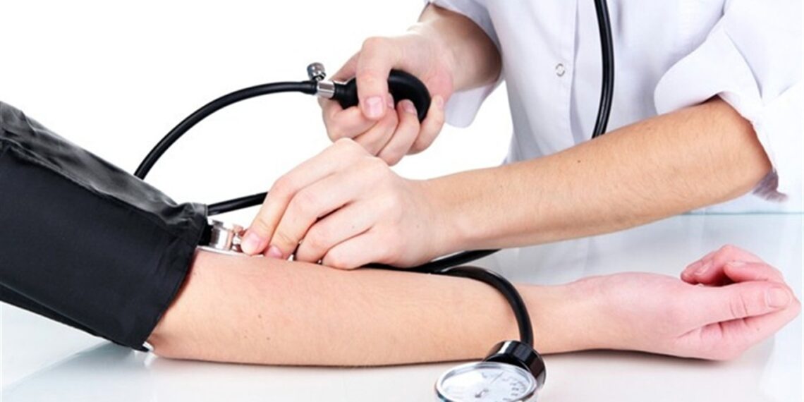 Що робити коли «стрибає» тиск — консультує лікар-кардиолог