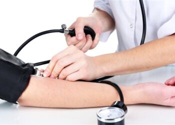 Що робити коли «стрибає» тиск — консультує лікар-кардиолог