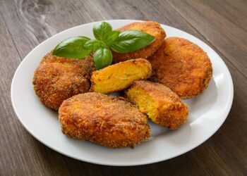 Горіхово-морквяні котлети