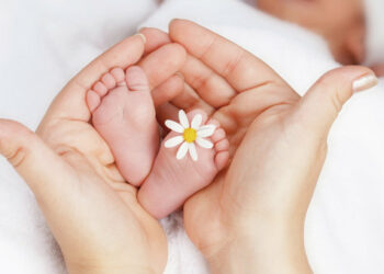 Як отримати допомогу при народженні дитини?