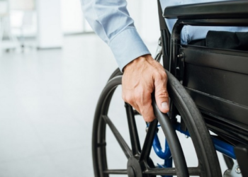 Коли може бути звільнено людину з інвалідністю