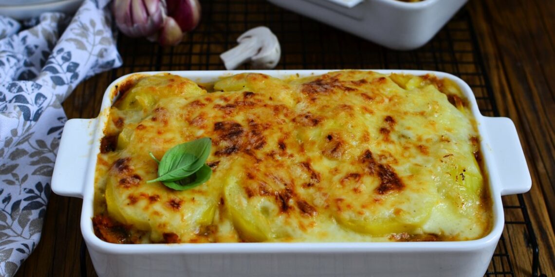Картопляна запіканка з фаршем