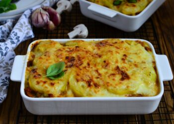 Картопляна запіканка з фаршем