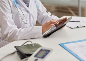 Хто може не проходити ВЛК?