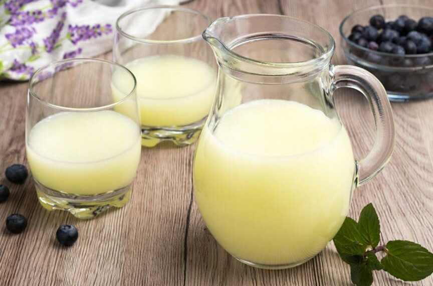 Чим корисна молочна сироватка