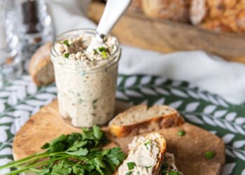 Смачна намазка замість ковбаси