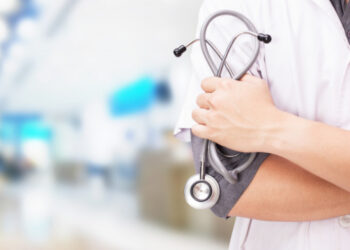 Як відкрити лікарняний, не виходячи з дому: покрокова інструкція