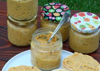 Паштет із червоної сочевиці