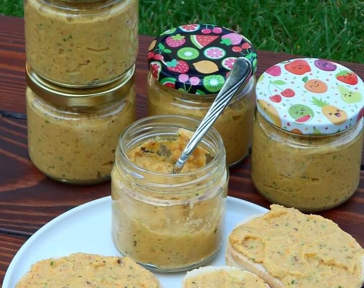 Паштет із червоної сочевиці